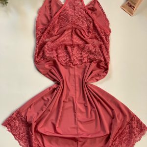Lingerie vermelho rosado com detalhes de renda (T: M)