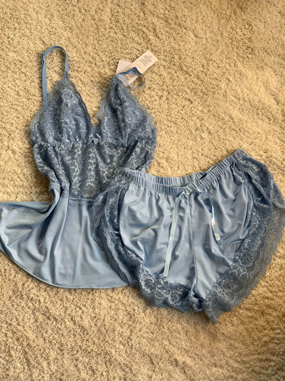 Pijama Malú Confort ( azul claro com detalhes em renda) T:GG/XL