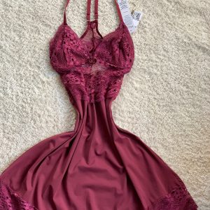 Lingerie Malú Confort ( vinho com detalhes em renda)