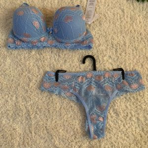 Lingerie Malú Confort (Azul com padrão floral) T: P,M,G